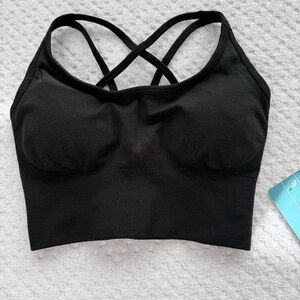 NWT. JOYSPELS Seamless Beauty Back Sports Bra